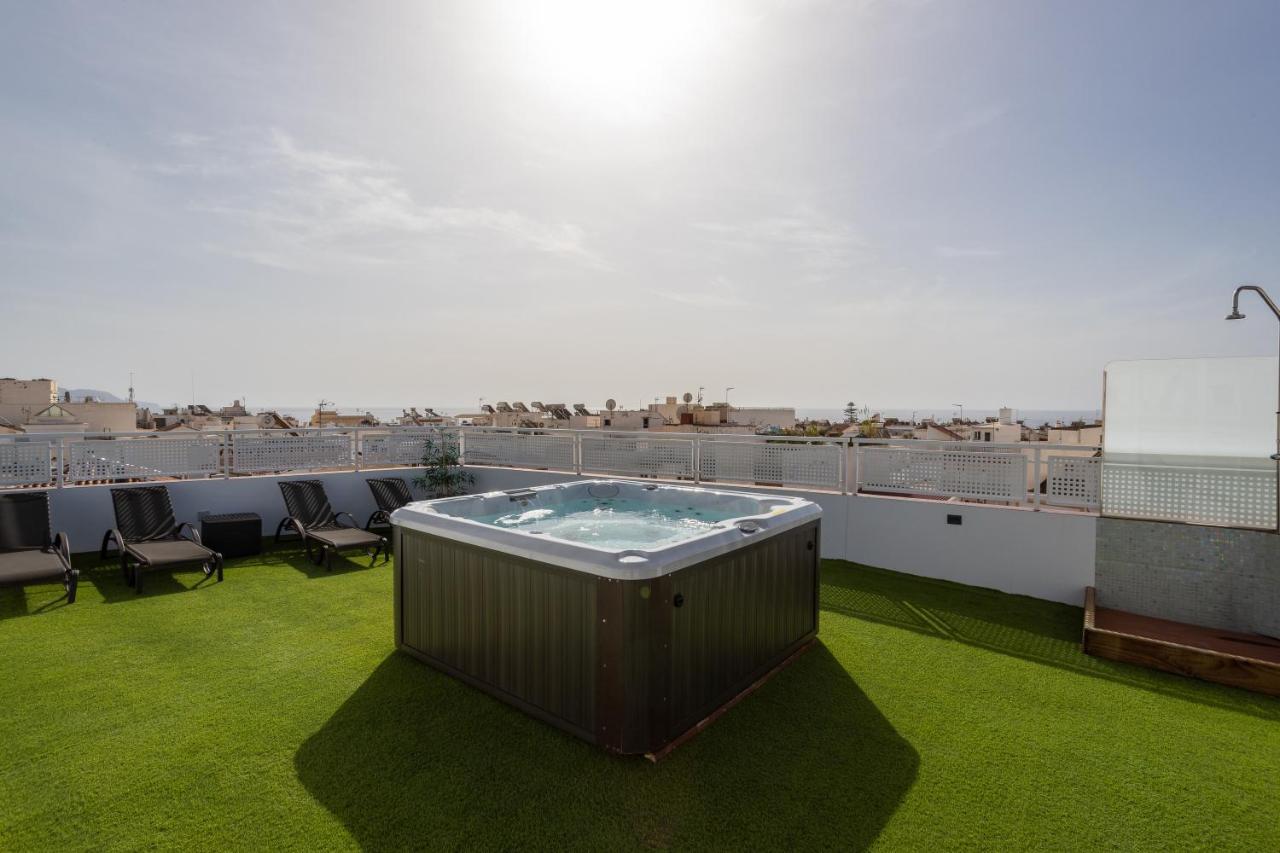 네르하 Terraza Mar Y Montana 아파트 외부 사진