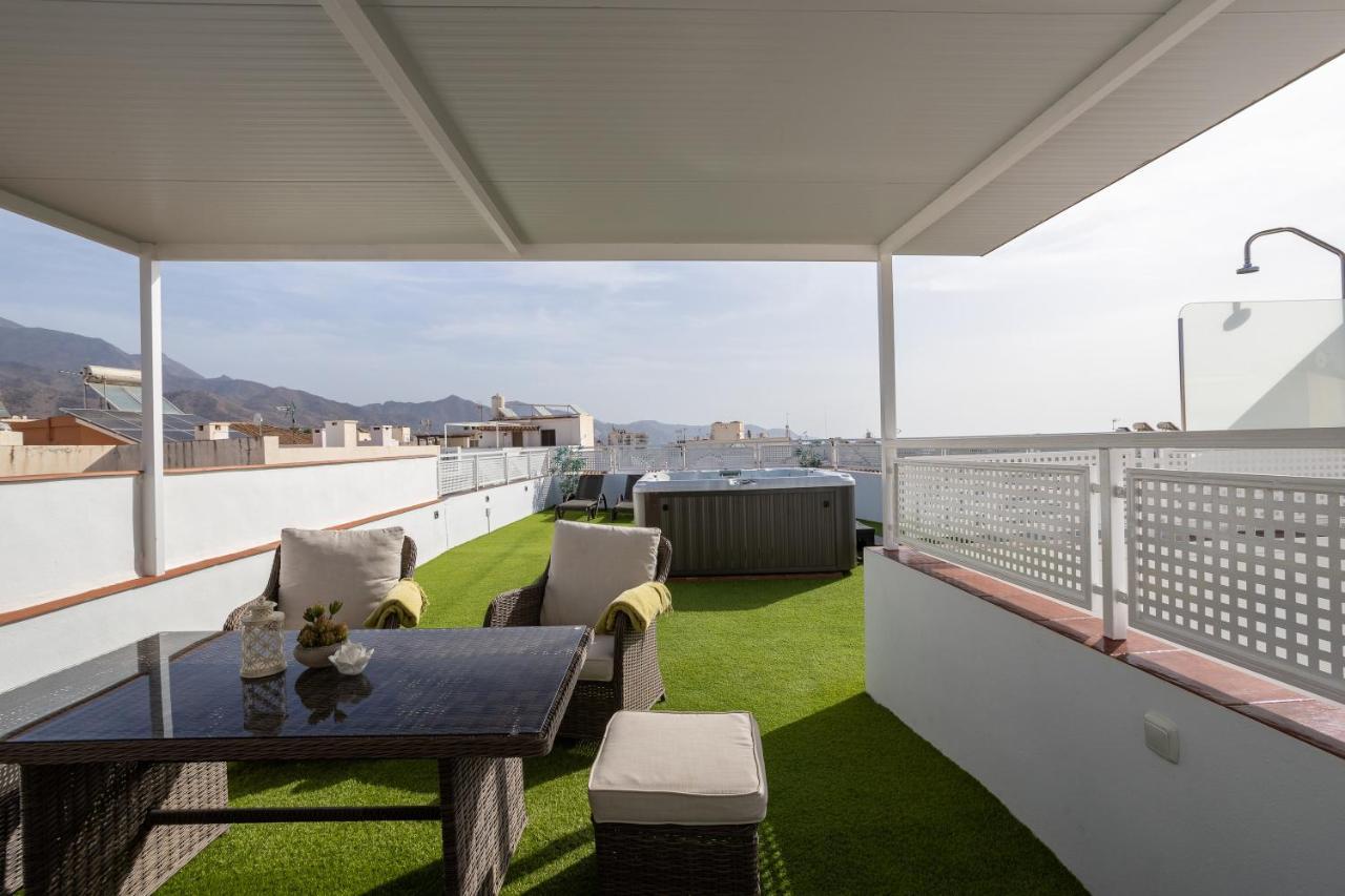 네르하 Terraza Mar Y Montana 아파트 외부 사진